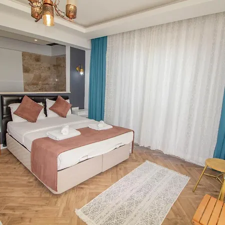 别墅 Kayapark 4+1 Villa, Oezel Havuzlu, 费特希耶