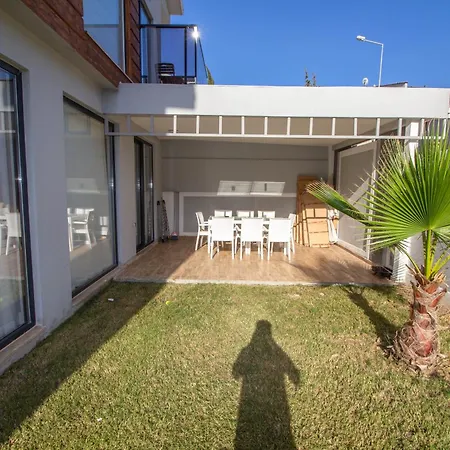 别墅 Kayapark 4+1 Villa, Oezel Havuzlu,