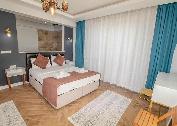 Villa Kayapark 4+1 Villa, Oezel Havuzlu, Fethiye