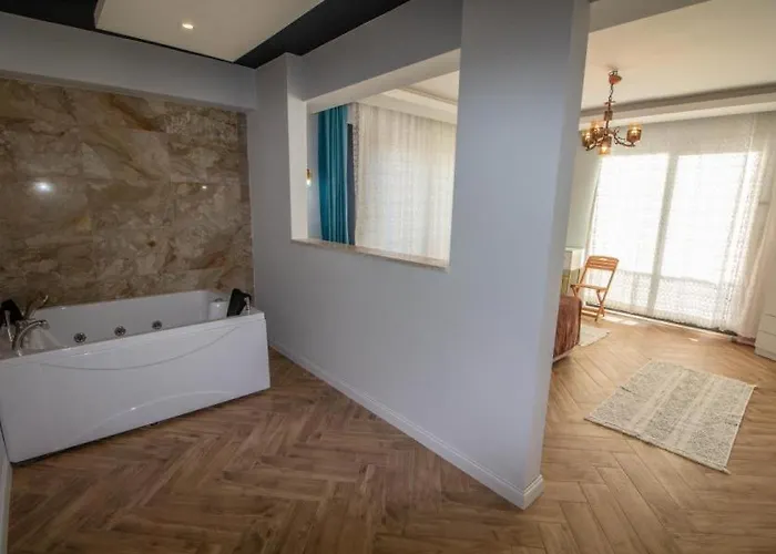 Kayapark 4+1 Villa, Oezel Havuzlu, *